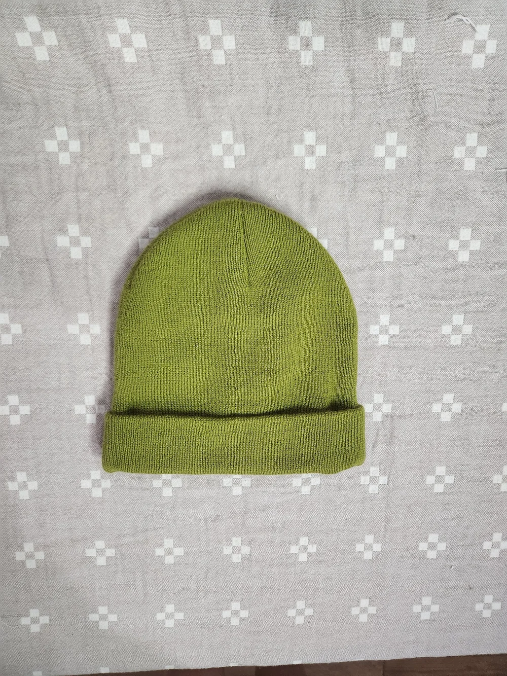 Urban Outfitters Adult OS olive green cuffed knit beanie